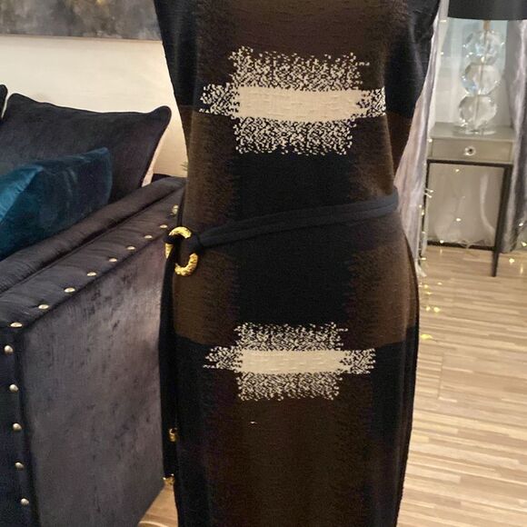 St.John exclusive dress, US8 - Picture 7 of 11